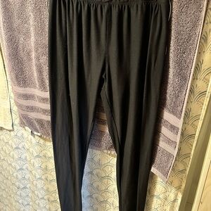 Women’s Maurices black pants with elastic waist.